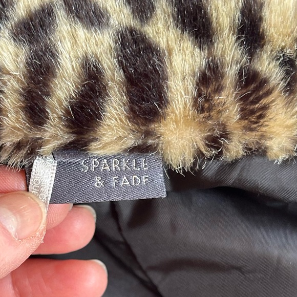 Sparkle & Fade Leopard Print Faux Fur Coat Sz Small - Picture 8 of 10